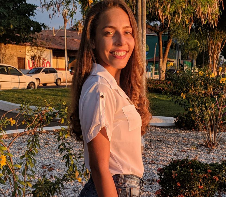 Estéfhane Lara Lopes Rodrigues